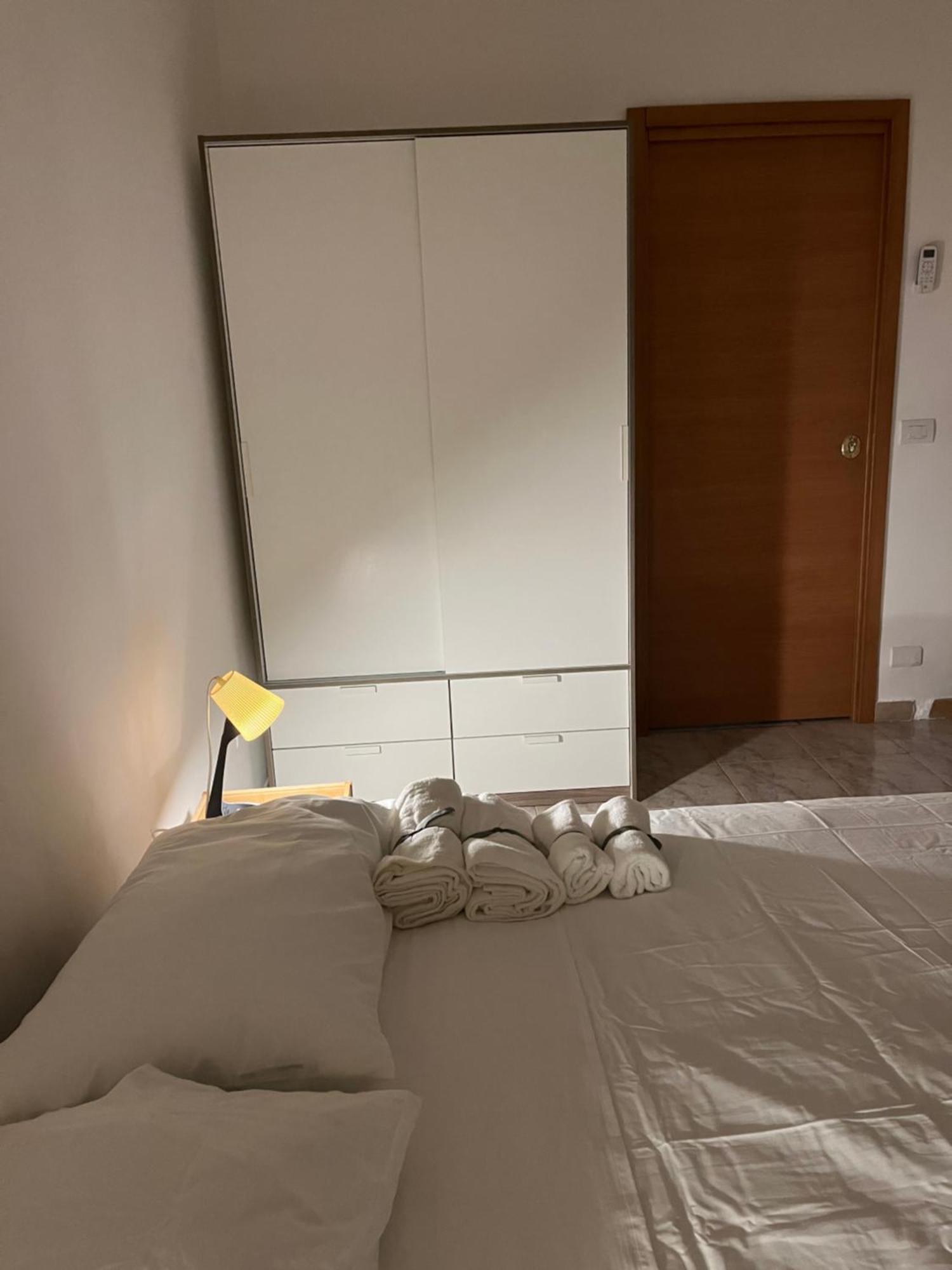 Scalo 71 Guest House Рим Екстериор снимка